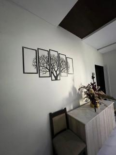 brick hotel & luxury suites - Lahore - 2