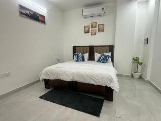 Affordable Stay in Oxford Street Near Chandigarh - 6