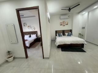 Affordable Stay in Oxford Street Near Chandigarh - 0