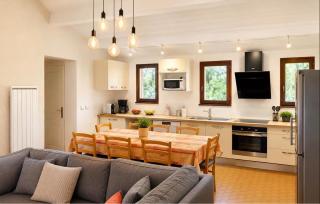 Amazing Home In Méjannes-Le-Clap - 7