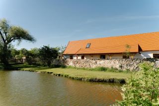 Chaloupka Miluška u Vranovské přehrady - 4