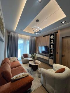 The Diamond In City Luxury Suites By ZENORA Living - 8
