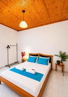 Mediterranean Resort with Garden, 500m from the Sea - 8