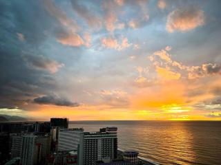 Sunny Batumi Orbi City, C block, 41 floor, 4141 - 9