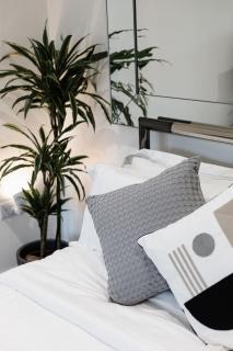 Walters 1 bed apartment for coastal walking - 1