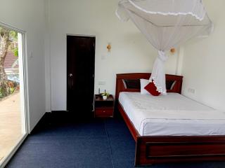 Royal Grand Guest Inn Ella - 6