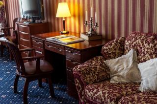 Gostiny Dvor Hotel - 2