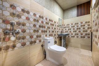 Valley Vista Rooms l Restaurant and Cafe l Forest Treks l Kufri by Exotic Stays - 1