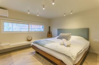 Happy Cactus 1BR Apartment In Batroun Souks - 5