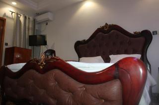 Enoh Presidential Apartment Hotel - 4