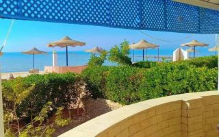 شاليه علي البحر صف أول بحديقة خاصة بمنتجع براس سدر Chalet direct Sea View Ras Sudr - Ras Sudr - 6