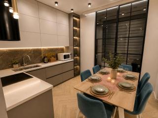 AMIR Apartments 4 ком. - 9
