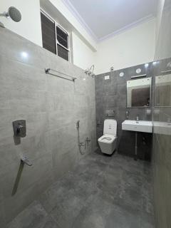 Entire 2Bhk Flat with a big Balcony - 7