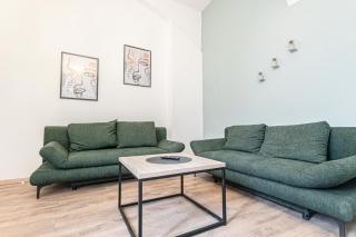 8-min Walk to Westbahnhof Chic 1BR Apartment with Washer - 8