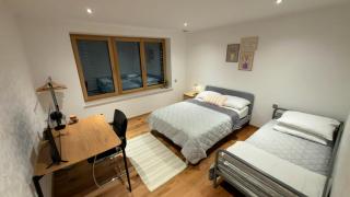 Bedroom with Private Bathroom - North Luxembourg - 9