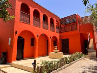 iBiZa Hostel - 8