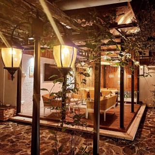 TRR3 Apt near Beach with Fine Cuisine & Pool - 8
