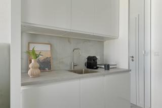 Portovo Gdansk City Vibes Suites by Lion Apartments - 9