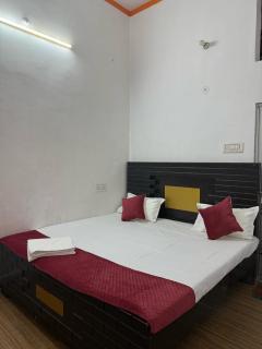 Shri Raghuveer guest house - 9