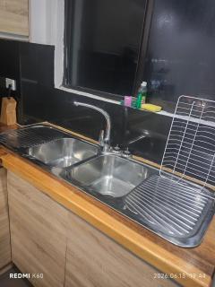 Modern luxury 2-bedroom apartment near Burger King - 1