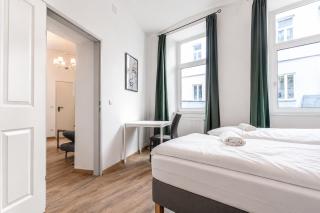 8 Min to Westbahnhof Lovely 1BR Apt, with Washer - 9