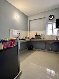 Bird's Nest Entire Apartment Fully Furnished AC Unit 3BHK - 1