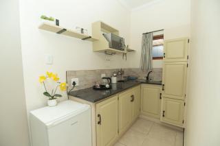 The Valley Guesthouse - Cottage 1 Self Catering - 6