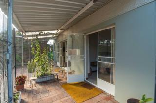 The Valley Guesthouse - Cottage 1 Self Catering - 2