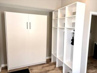 Mass Ave Walk Everywhere 6 BDRM - 4