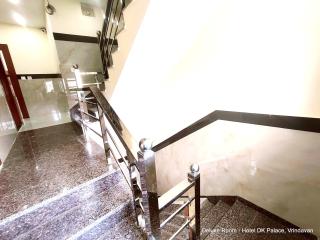 Hotel DK Palace Vrindavan - Walking Distance to Prem Mandir - 4