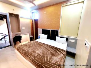 Hotel DK Palace Vrindavan - Walking Distance to Prem Mandir - 3