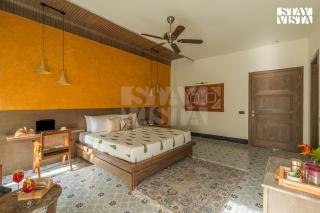StayVista at Casa Dos Reis with Lawn & Pool - 3