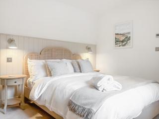 Cross Keys Cottage - 6