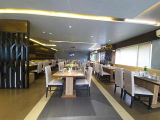 Hotel Platinum Inn - 9