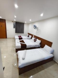 Hotel Relax inn - 2