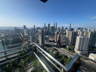 Expressionz KLCC View Duplex Bathtub 2R Suite - 9