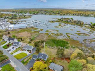Waterfront Escape with Stunning Views on Bass River - 9