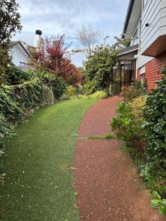 A Piece of Paradise with your own entrance - 5