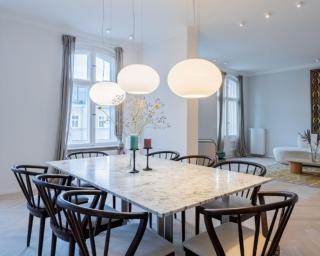 Sunny Apartment! Ideal location - 4