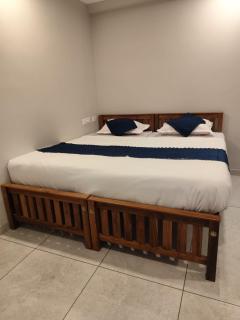 AIDAN RESIDENCY - AC Premium Rooms - 8