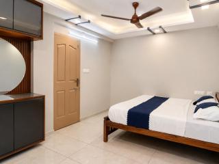 AIDAN RESIDENCY - AC Premium Rooms - 4