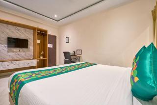 Treebo Saffron Suites, Near Financial District & Us Consulate - 5