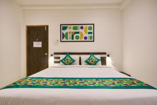 Treebo Saffron Suites, Near Financial District & Us Consulate - 2