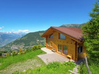 Chalet Alpina offers great views - La Tzoumaz - 0