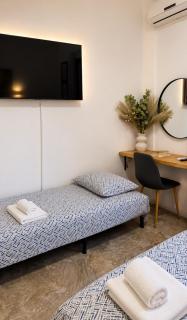 Yanna's Apartments - 3