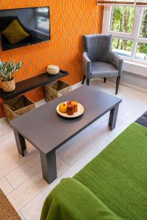 Hadrian Sol Modern 2BR Apartment with City View Opposite Old Town & Hadrian Gate - 2