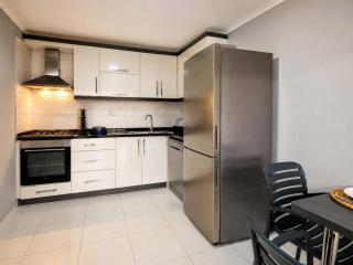 Hadrian Viva Modern Luxury Stay in Central Antalya Near Kaleiçi - 1