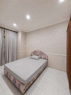 Riverine Emerald Apartment - 3BR - 4