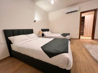 White Palace Serviced Apartments - 1