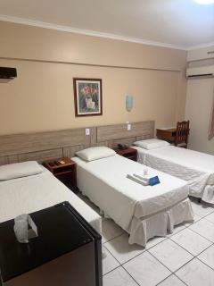 Fares Turis Hotel - 3